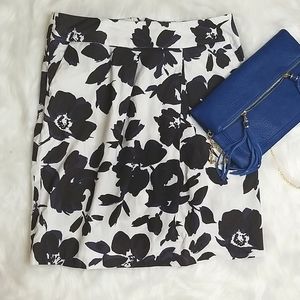 Vera Wang floral skirt